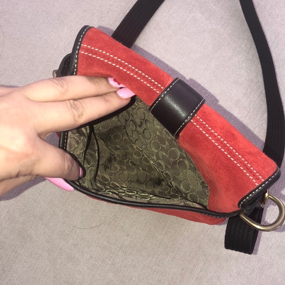 COACH Vintage Red Suede Crossbody Bag - Picture 3 of 8